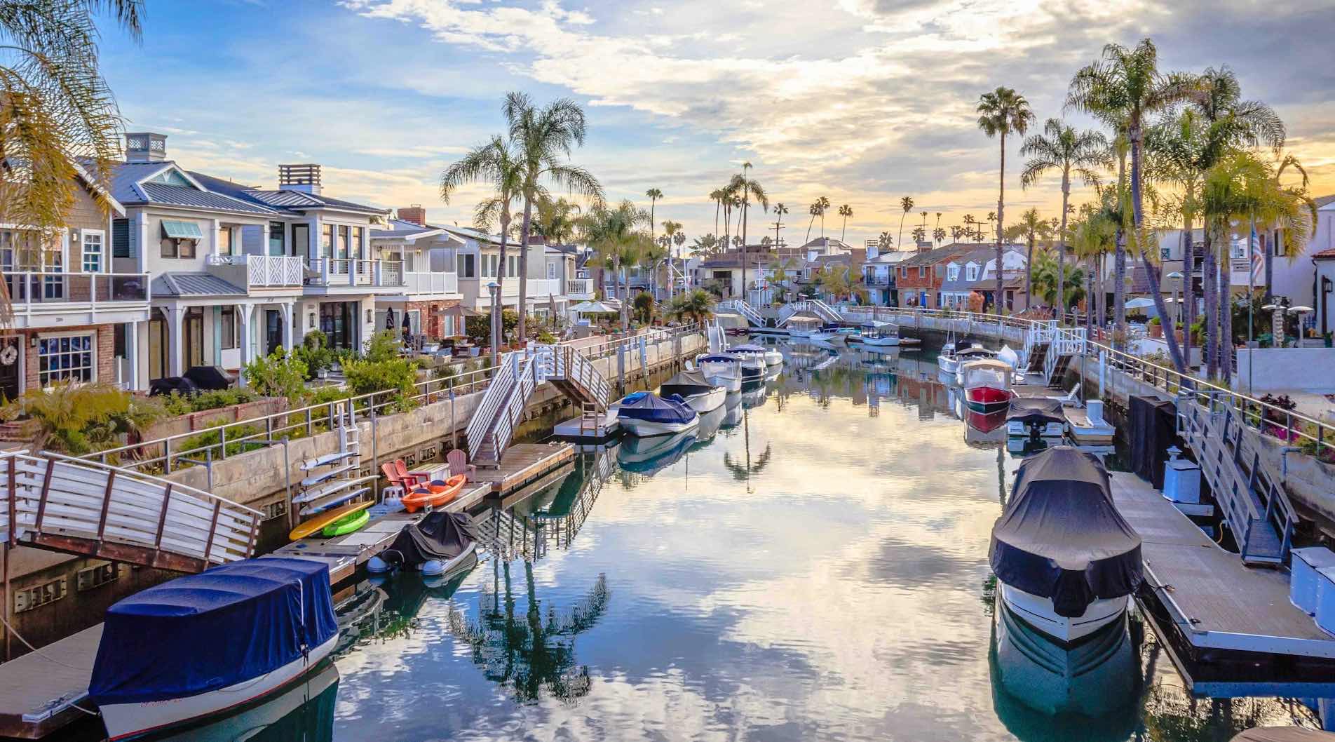 Water Damage Restoration Long Beach CA Company | Water Damage Restoration Services Long Beach CA | Mold Remediation Long Beach